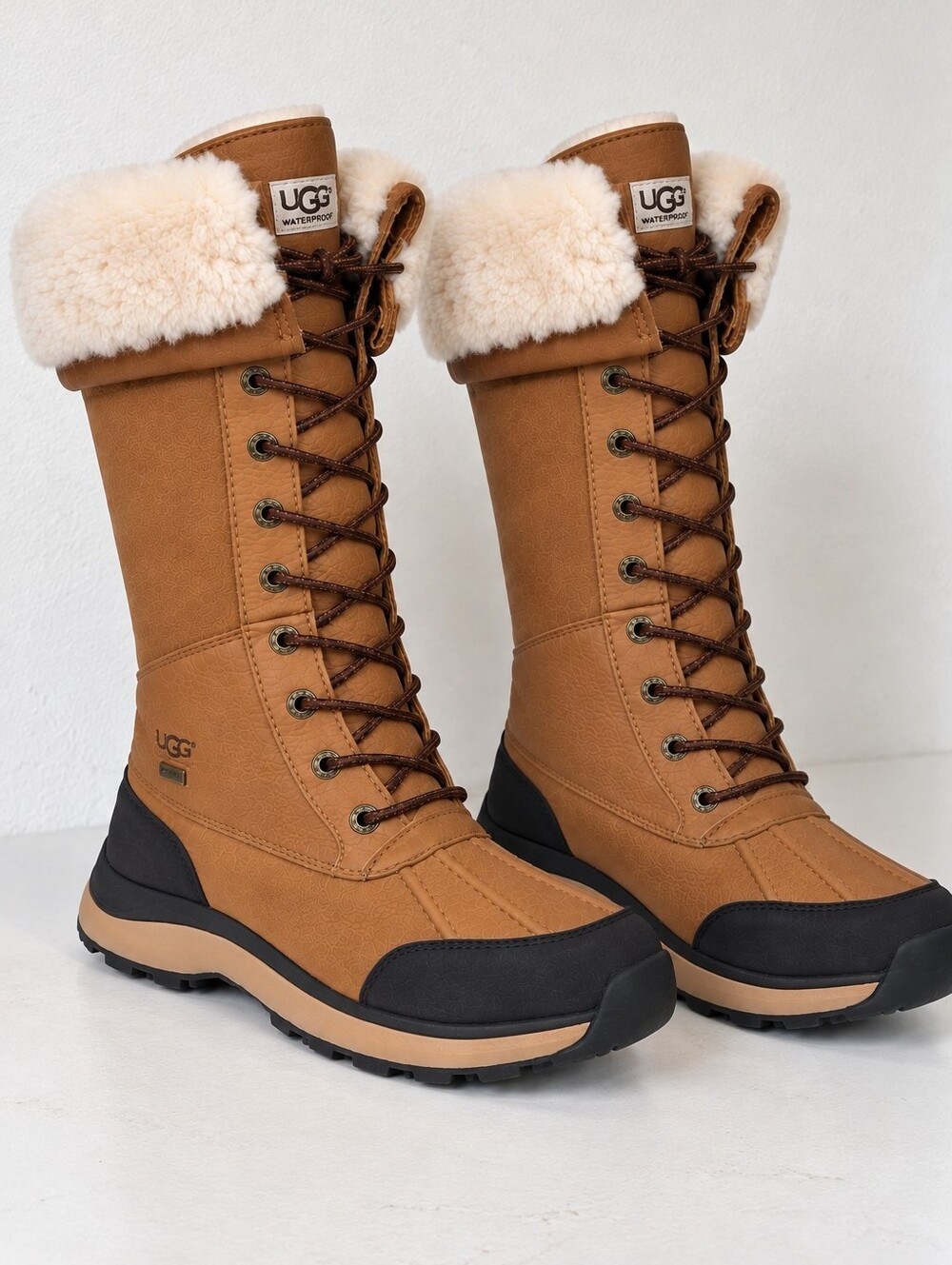 UGG Adirondack III Tall Boots Chestnut Leather Women's Size 6 NWT